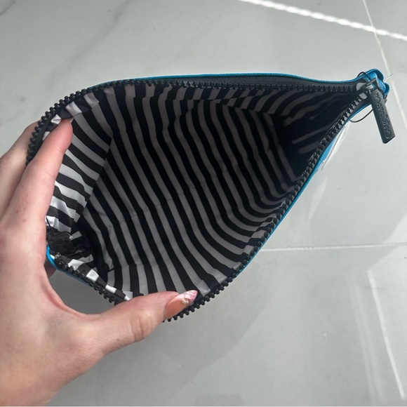 Marc Tetro Dog Print Blue Clutch Cosmetic Bag Large Pouch NWT - Picture 5 of 5